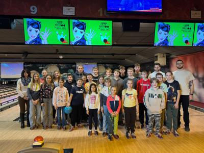 Ausflug: 28 UTC-Kids im Bowlingcenter Purgstall